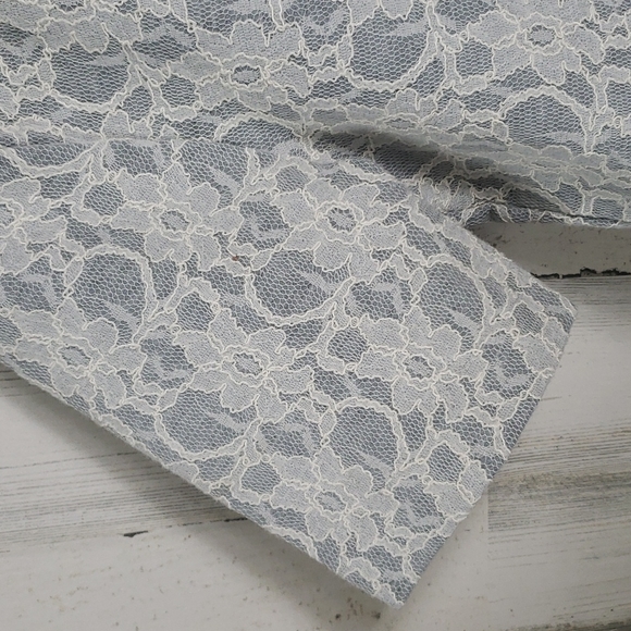 Brooks Brothers Red Fleece gray with lace overlay short sleeve top Size Medium - Picture 3 of 7